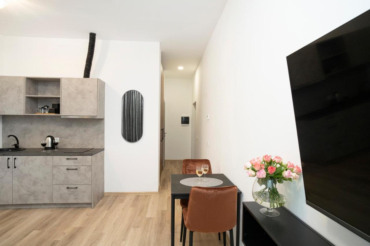 Central Station Apartment No3 Kaunas Exteriör bild